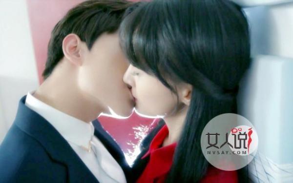 杨洋郑爽公开恋情了吗 两人携手逛商城疑是作秀炒作
