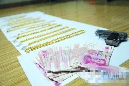 打赏欠15万抢劫