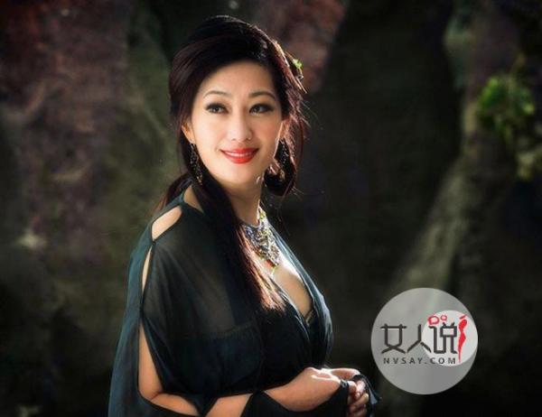 孟广美不照雅照曝光 妖艳女郎遭人迷魂扒光衣服尽情蹂躏