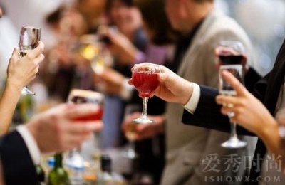 男子聚会饮酒过度身亡引关注:聚会喝酒须知的注意事项