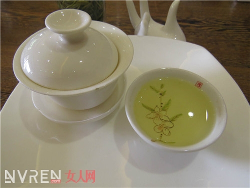 养颜美容的茉莉花茶虽好 但这四类女生最好不要喝