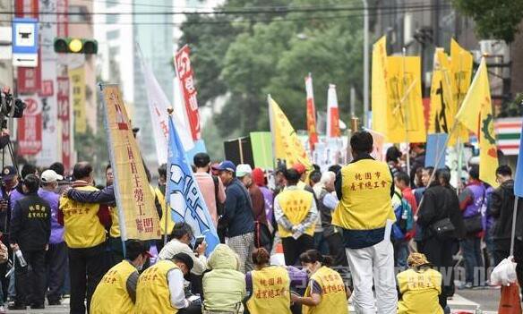 台湾实施一例一休制度