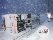 北海道撞车事故最新消息 雪地太滑险酿惨剧幸运躲过一劫