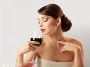 少量饮用葡萄酒好处多 一天喝一口健康啥都有