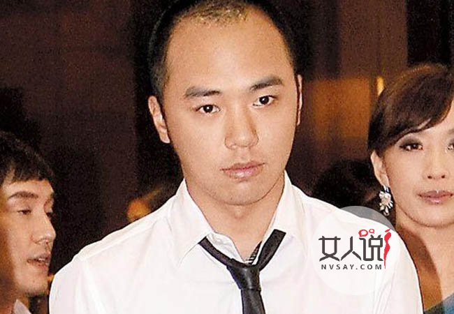 李宗瑞性侵视频全集 火辣辣滚床单艳照令人脸红耳热