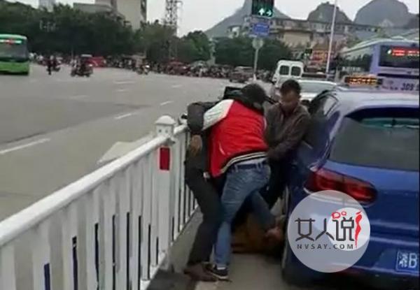 奔驰变道遭暴打 揭奔驰司机遭暴打险没命事件始末很震惊