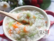 辅食添加顺序 辅食应遵循由少到多、由稀到浓原则