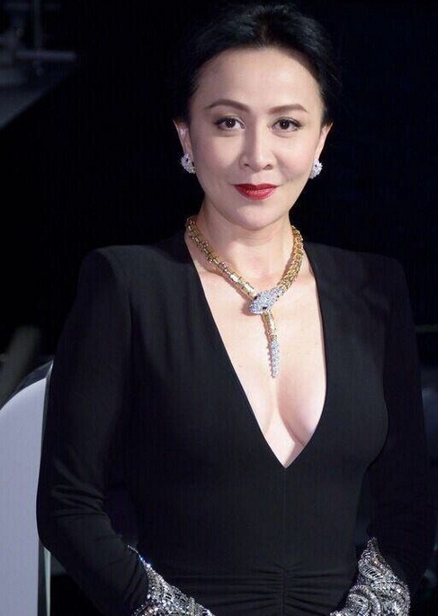 扒扒TVB九龙女之现状，有人死有人癫，她们最幸福美满