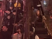 权志龙雪莉 在游乐园被拍两人关系引猜测