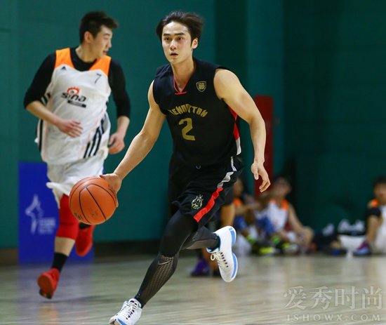 蒋劲夫首次出战NBA名人赛