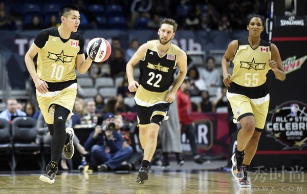 吴亦凡NBA名人赛现场照
