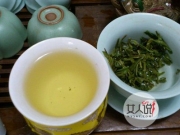 不能与茶同吃的食物 平常见得最多的鸡蛋竟然也不行