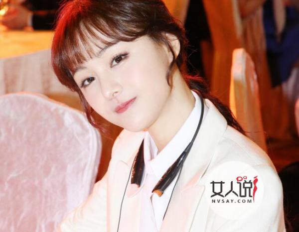 郑爽整容疤痕明显 花钱受罪从甜美少女变脸成僵尸阿姨
