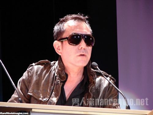 黄秋生见了华仔之后心情好