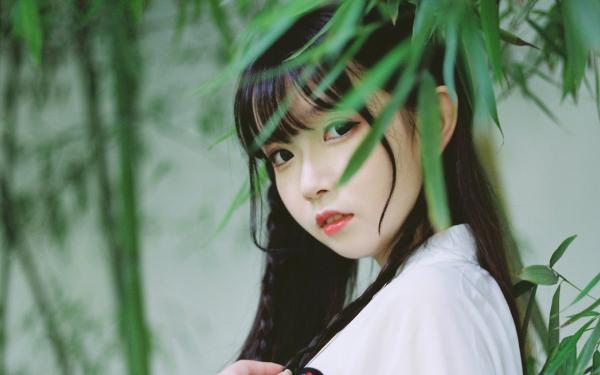 泡妞话题大全  打动妹纸芳心的说话技巧1