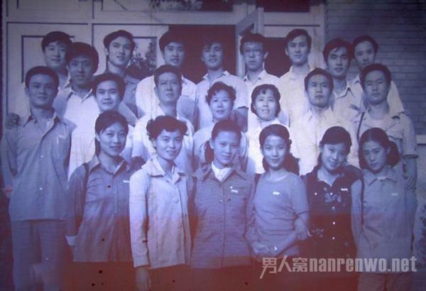 中戏80班学生