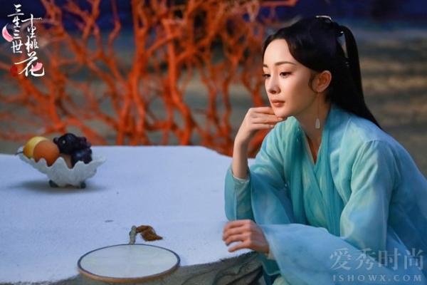 话题“杨幂之后再无白浅”引争议