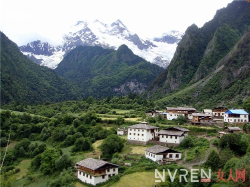 云南旅游十佳胜地 带上爱人趁着春光正好