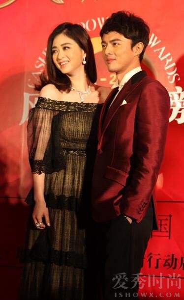 蒋欣叶祖新公开恋情