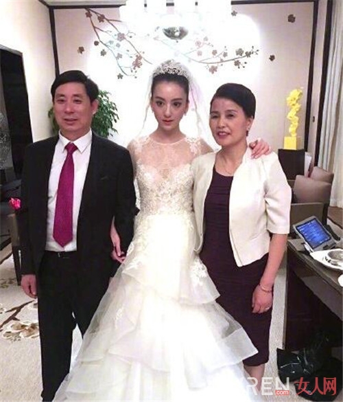 郭富城方媛婚礼现场曝光 新娘父亲喊话吓晕天王