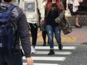 曝邓紫棋与男子当街牵手 邓紫棋竟这样回应