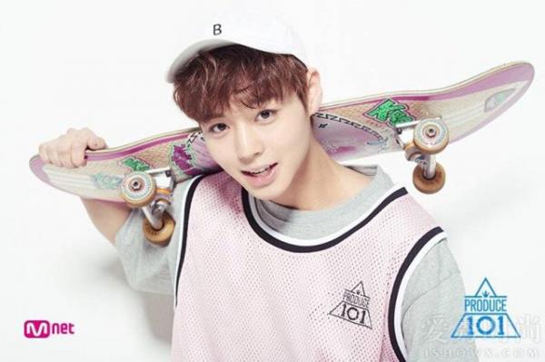 《Produce101-男子版》Wink男朴智勋引关注