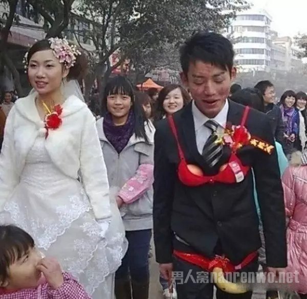 新郎新娘闹婚