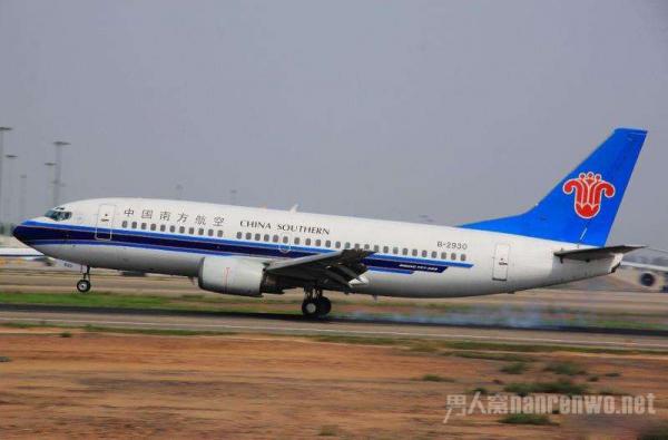 中国南航波音737-300