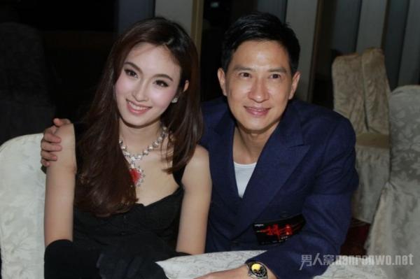 张家辉老婆是谁
