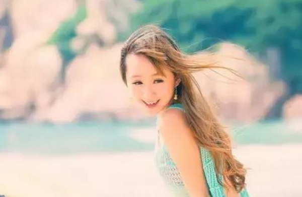追女孩经典短信  幸福荡漾心儿美1