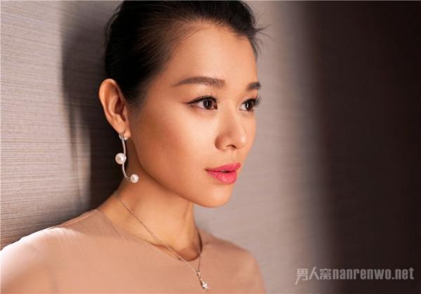 胡杏儿前男友都有谁