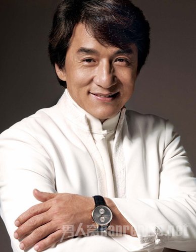 成龙原名叫什么