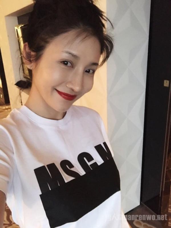 杨烁老婆王黎雯个人资料