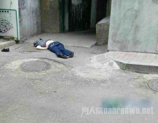 年轻女子坠亡