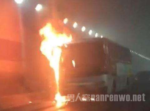 威海校车事故