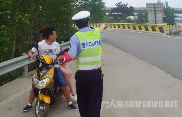 交警执勤