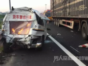 交警主动加班执勤遇车祸命悬一线 医生妻子含泪抢救