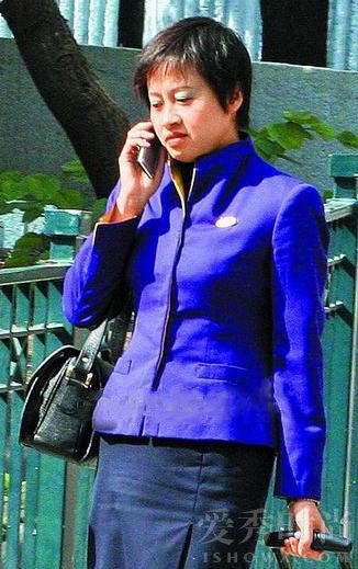 刘松仁的老婆