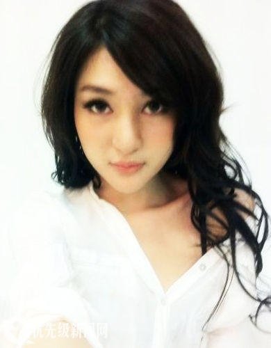 郭美美事件始末揭秘 郭美美一审被判刑5年