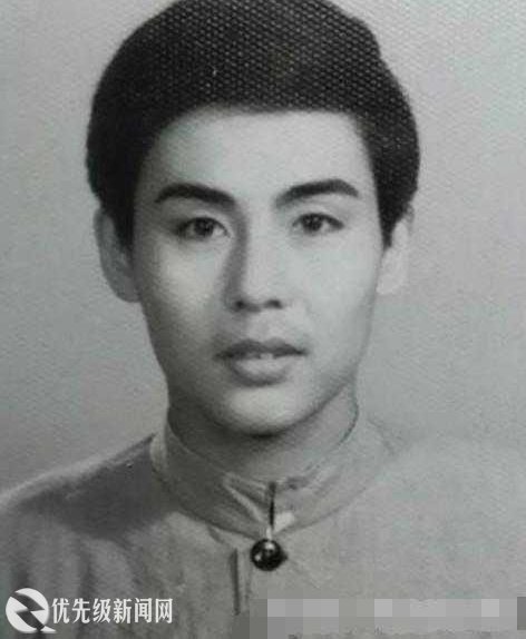 李连杰输给他,甄子丹是他徒弟,洪金宝是他好友,低调办学人人赞