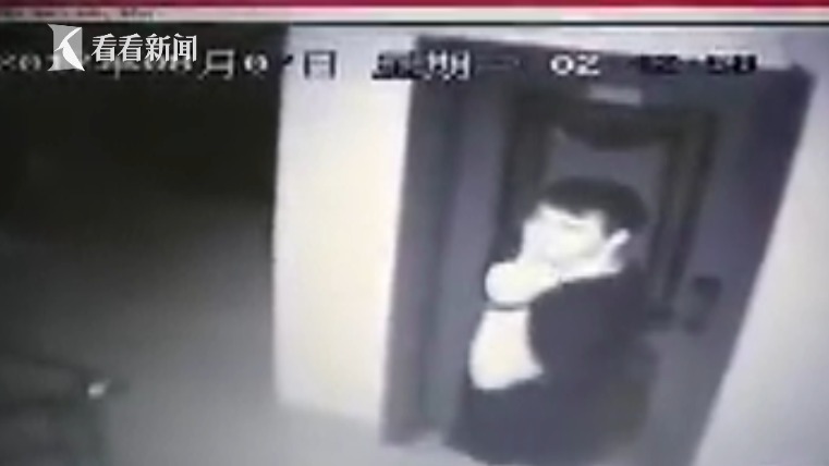 男子强拽女子进屋性侵？ 嫌疑人已向警方自首坦诚只是想抢劫