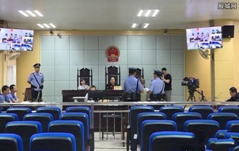男子下药毒害父亲