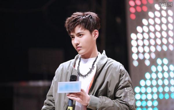 吴亦凡家境好吗