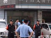 评论：理清权责关系才能让“红顶中介”少些任性