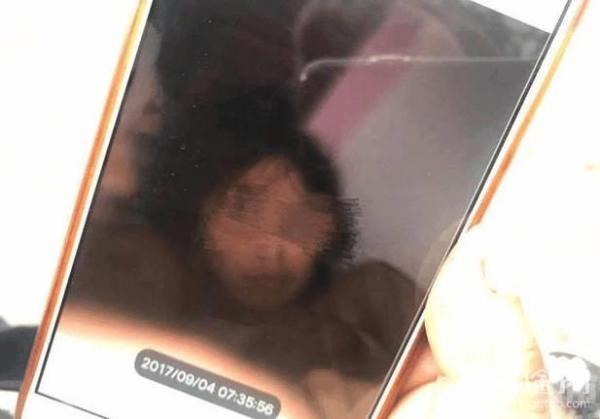 男子收到女友不雅照