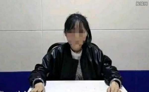 当街胁迫15岁少女卖淫