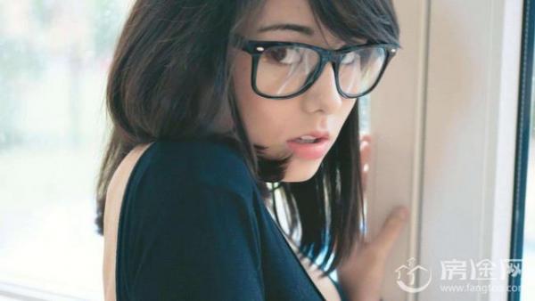 全国首本小学女生教材在上海问世 引导审美教自我保护防范
