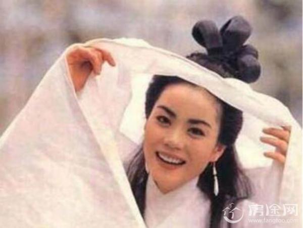 王菲24年前古装旧照曝光