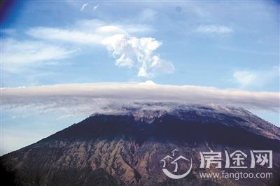 巴厘岛火山将喷发 部分区域变空城旅游业或受影响