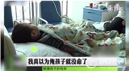 2岁男童遭碾压卷车底竟无恙 几秒后自行站起回家 到底发生了什么？